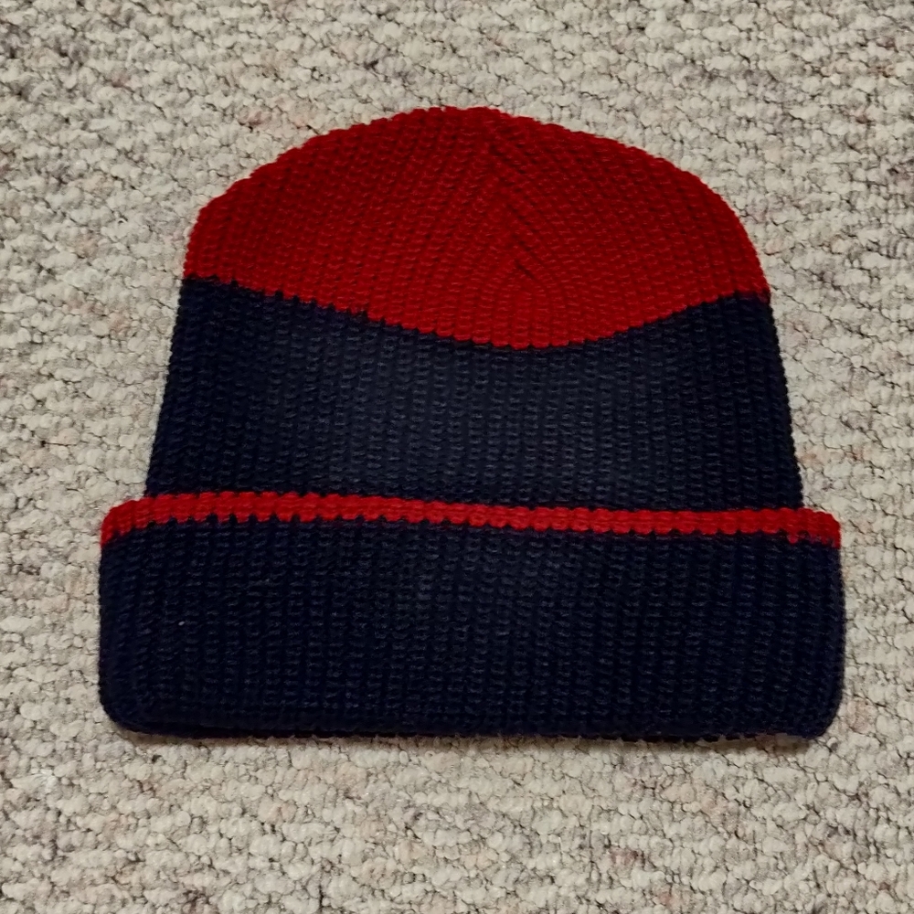 Winter hat - Picture 2 of 4